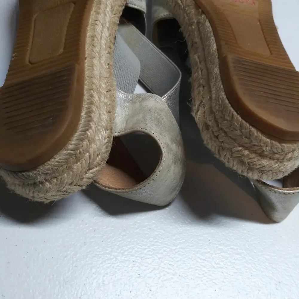 Kanna Silver Metallic Espadrille Sandals Vacation Boho Size 39